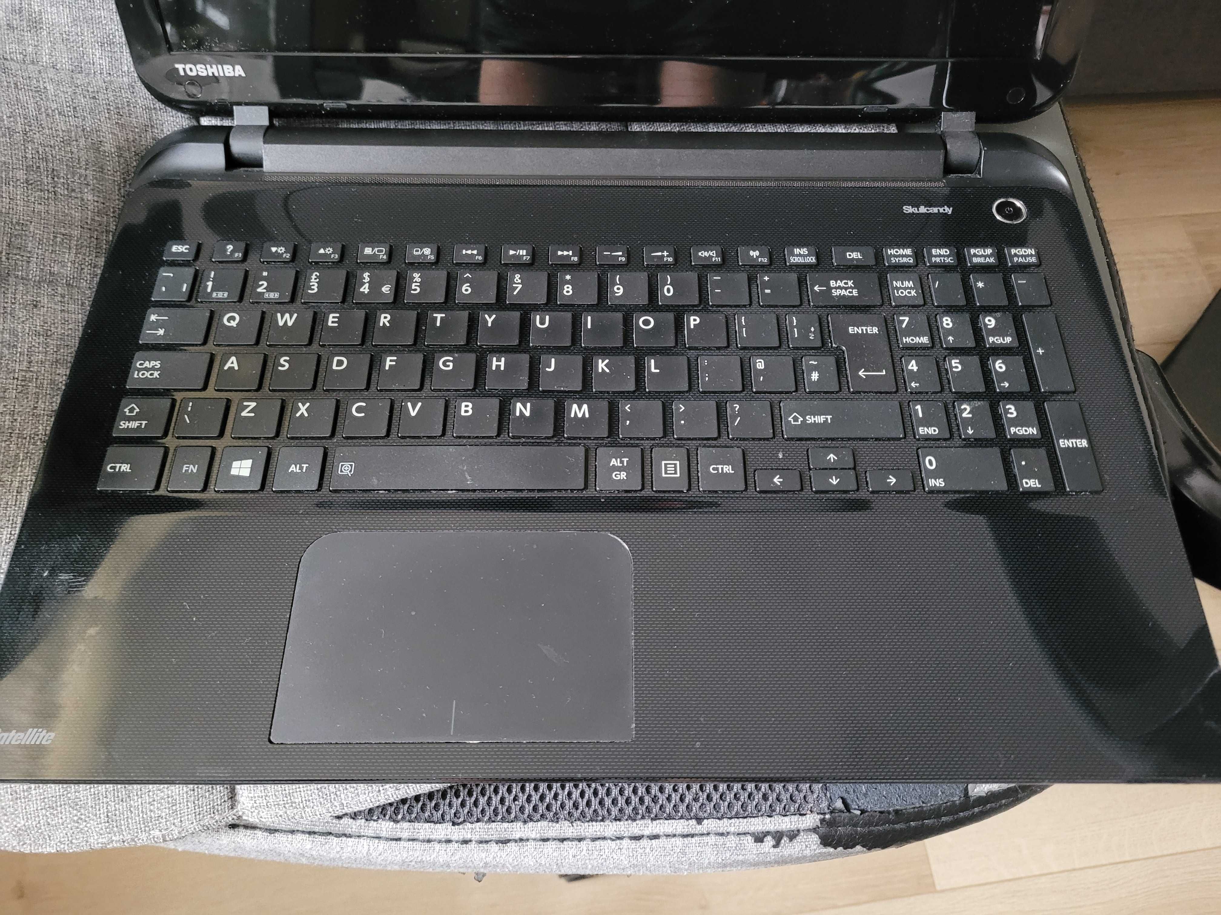Laptop Toshiba Satellite L50-B Uszkodzony