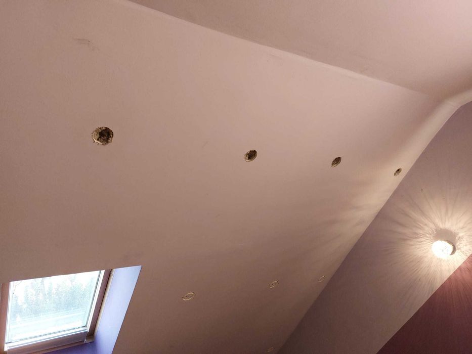 Ocieplenia poddaszy dachów celuloza, wełna drzewna, piana pur