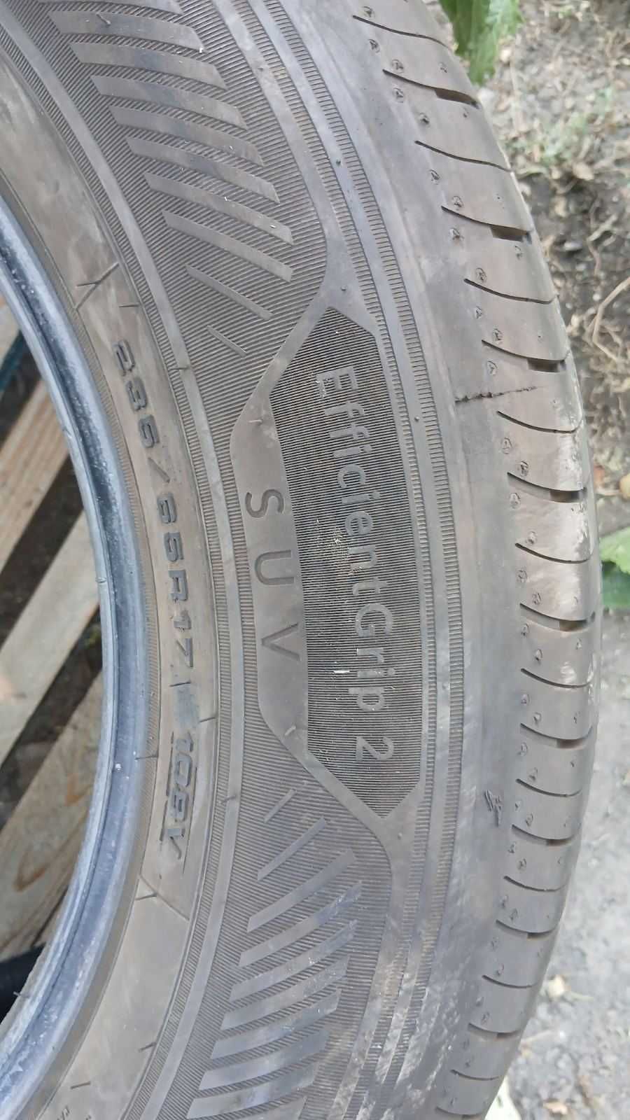 Шини Goodyear EfficientGrip 2 SUV 235/65 R17 108V XL