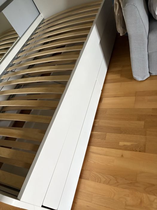 Stelaż łóżka podwojny z szufladami Ikea