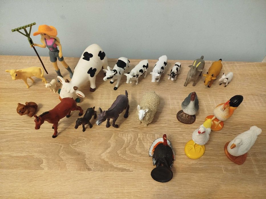 Zestaw figurek zwierząt 20 sztuk + farmerka