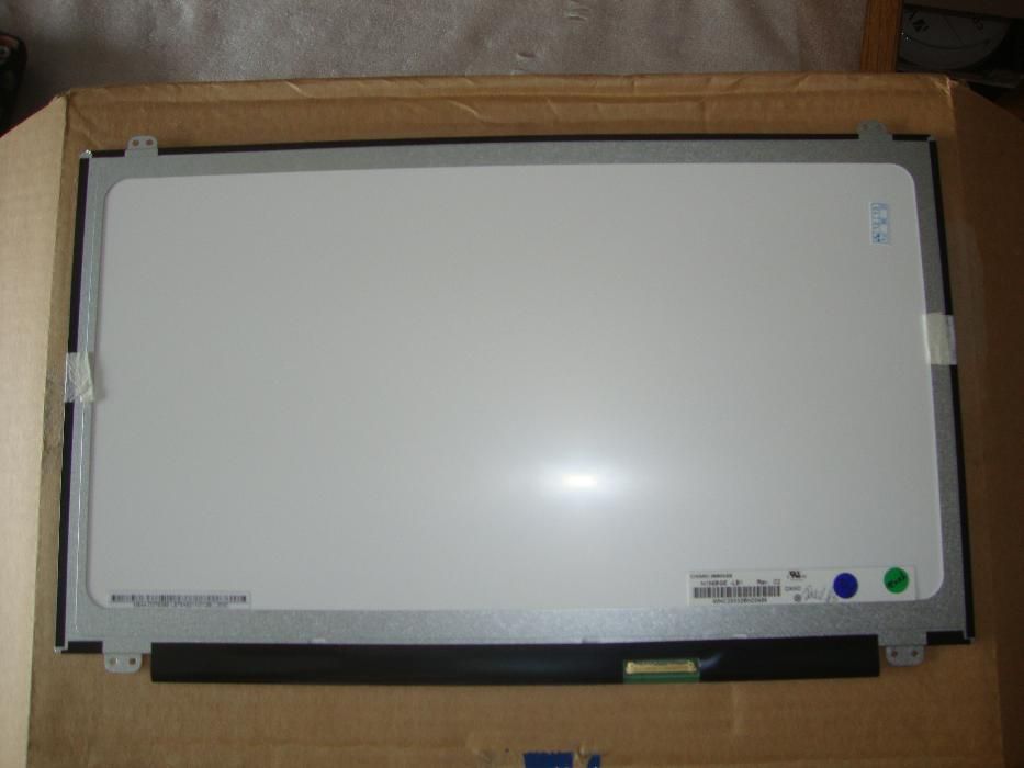 Lcd 15.6 Slim Led hd - 1366x768, 40 Pinos, novos