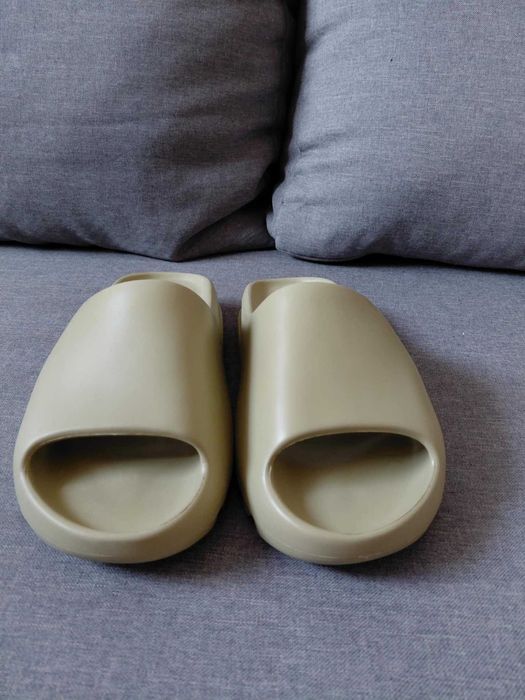 adidas Yeezy Slide Resin