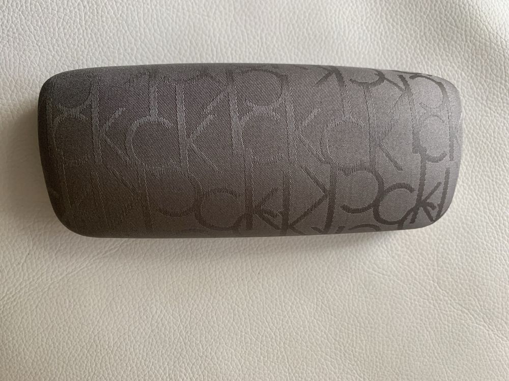 Etui do okularów Calvin Klein