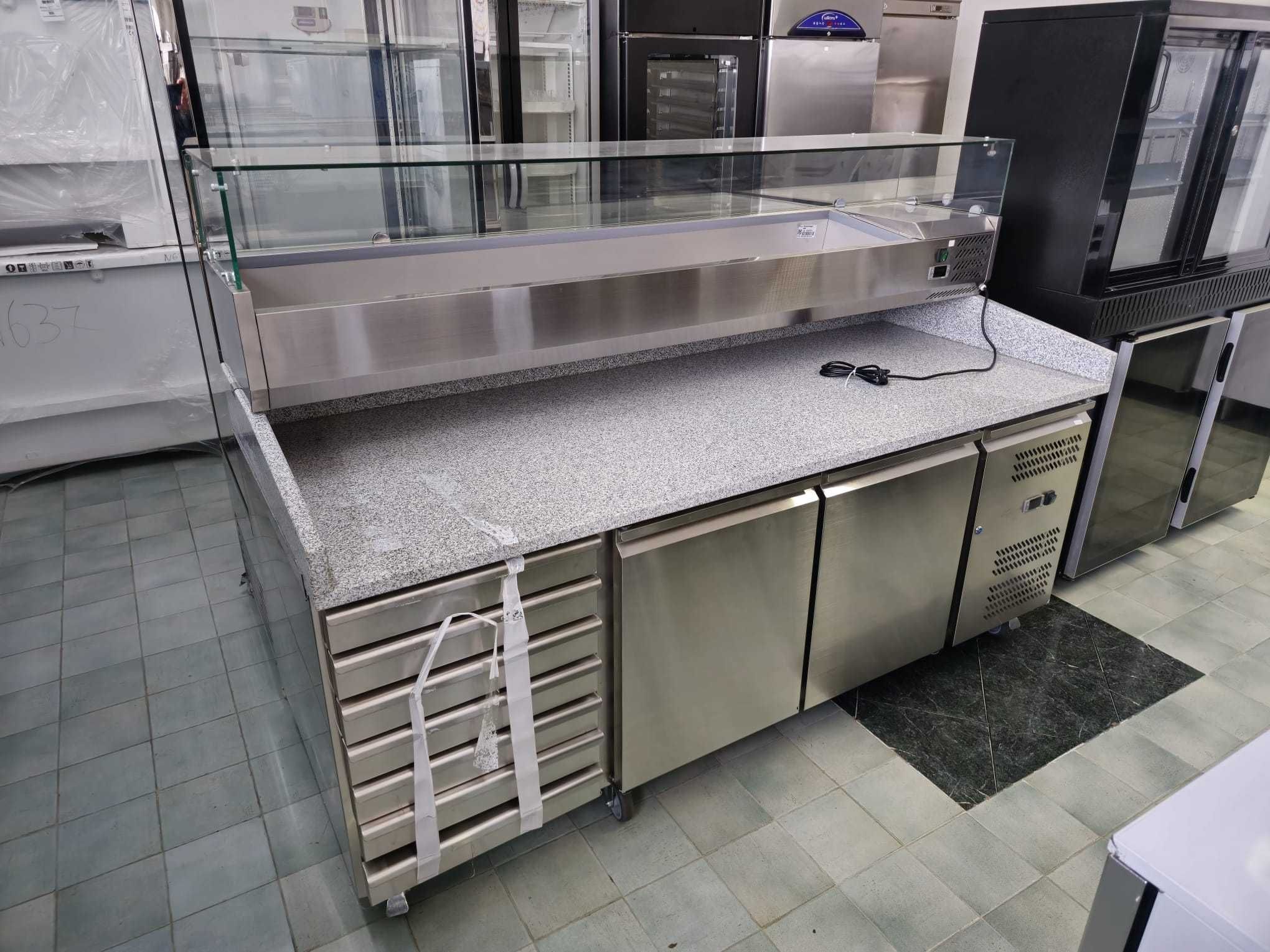 Equipamentos para hotelaria (armazém com 1500m2)