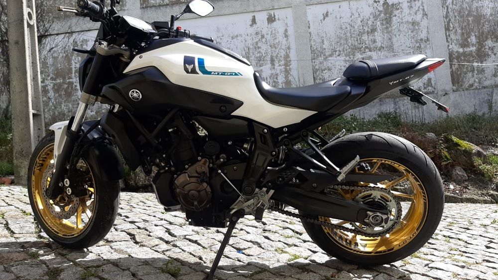 Mota Yamaha MT-07