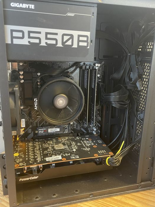 Ryzen 5 5600x rx6600 16ram