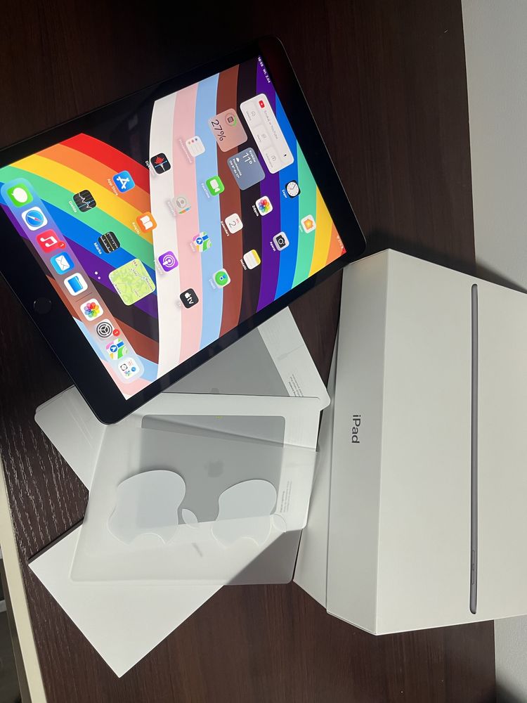 Apple Ipad 8Gen Gwiezdna Szarość 10,2