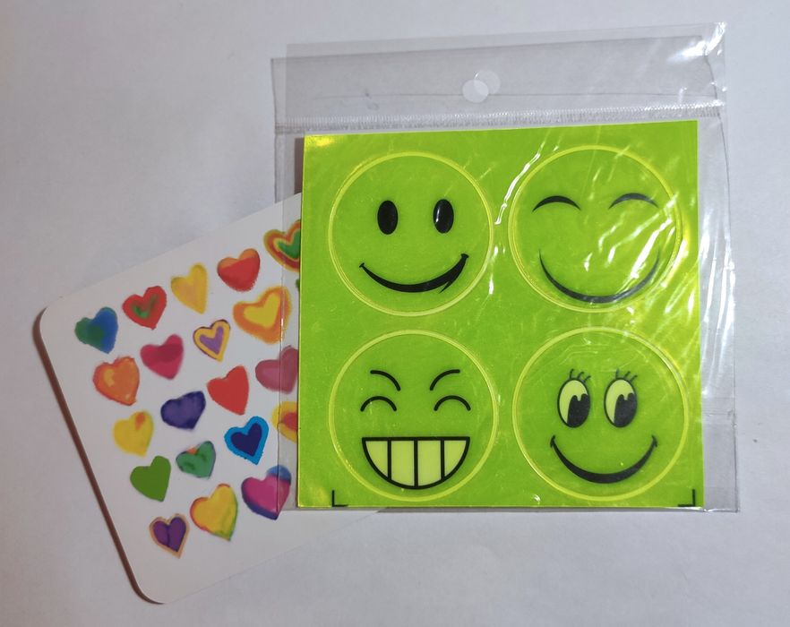 Naklejki odblaskowe buźki dla dzieci żółte neon bezpieczeństwo w nocy