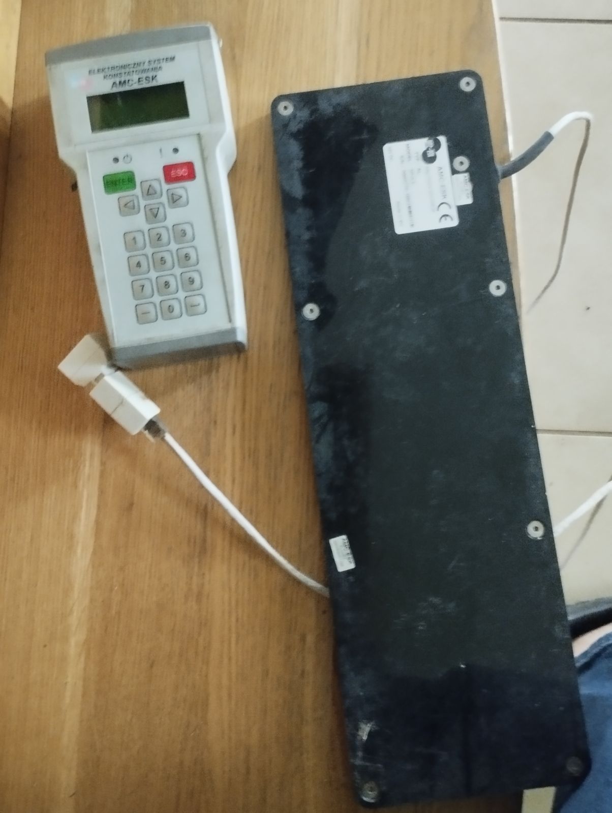 Zegar amc esk, elektroniczny system konstatowania antena 3-polowa