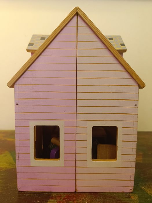 Casa de Bonecas de Madeira Dobrável Melissa & Doug Fold & Go Mini Doll