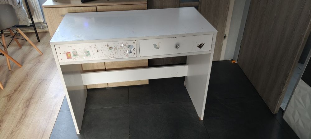 Oddam biurko dziecięce