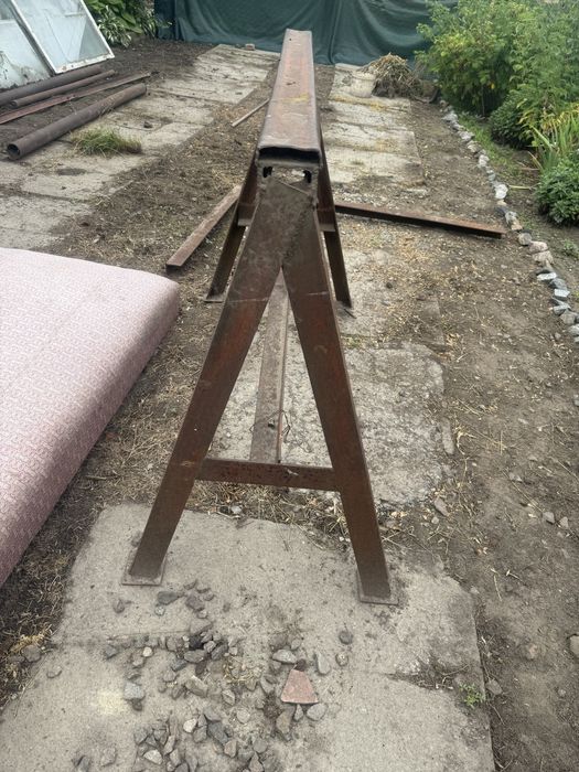 Козлик для роботи