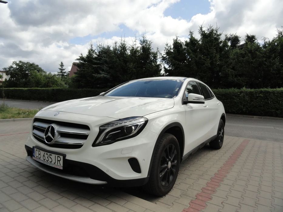 Mercedes-Benz GLA Mercedes-Benz GLA 180 salon PL  122kM salon PL okazja