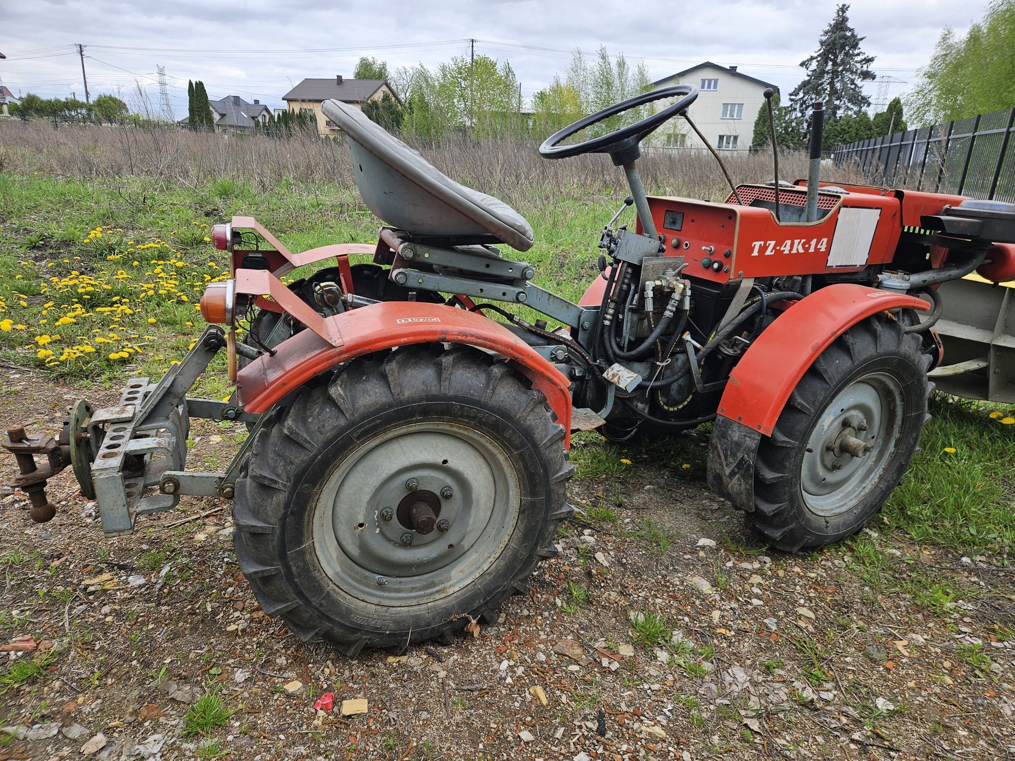 Traktorek TZ-4K-14 przyczepka glebogryzarka pług