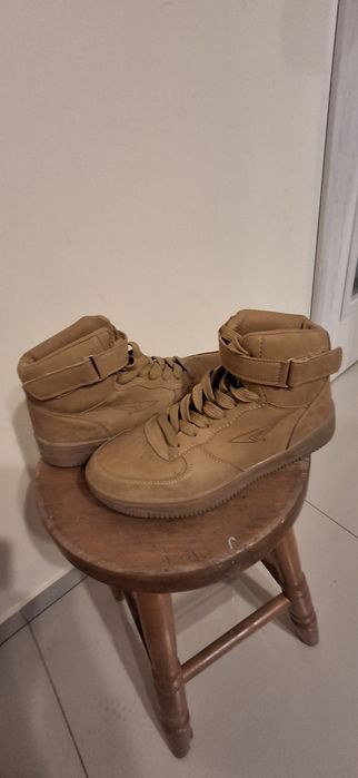 Buty chłopięce rozmiar 37