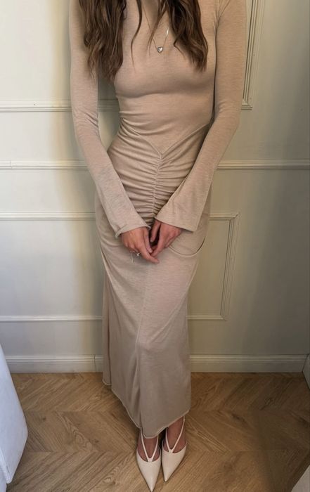 Сукня, платье беж, розмір xs. Новое, нова.