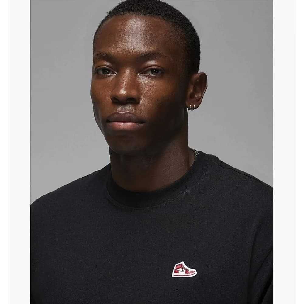Футболка Nike Air Jordan Sneaker Patch Drift (XS по 4XL) (FN5982-010)
