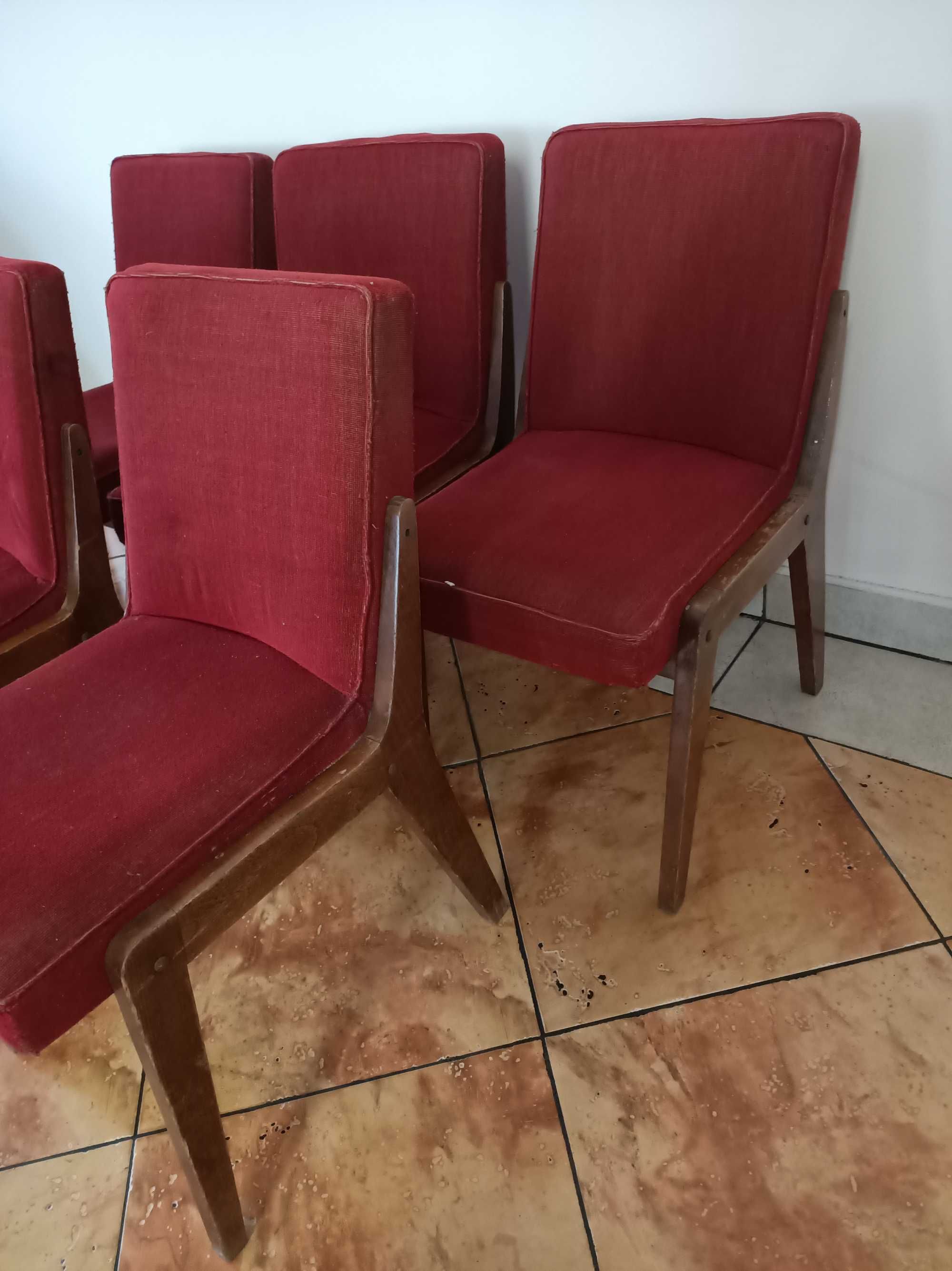 Krzesła bordowe czerwone AGA PRL cena za 5 sztuk