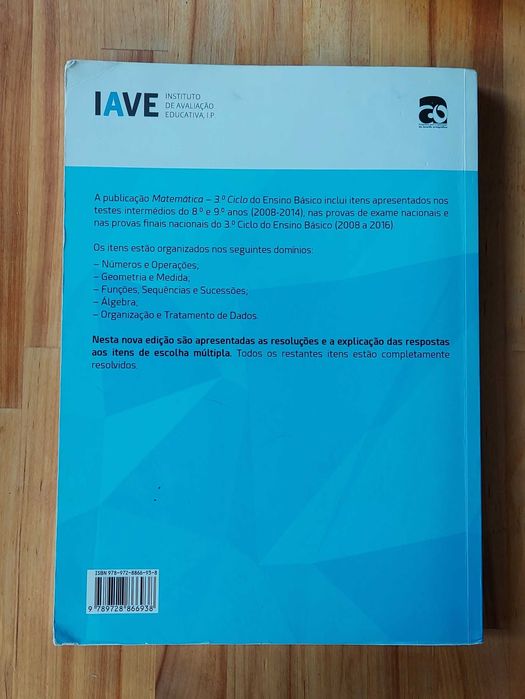 Livro com Provas Finais Nacionais e de Teste Intermédios de Matemática
