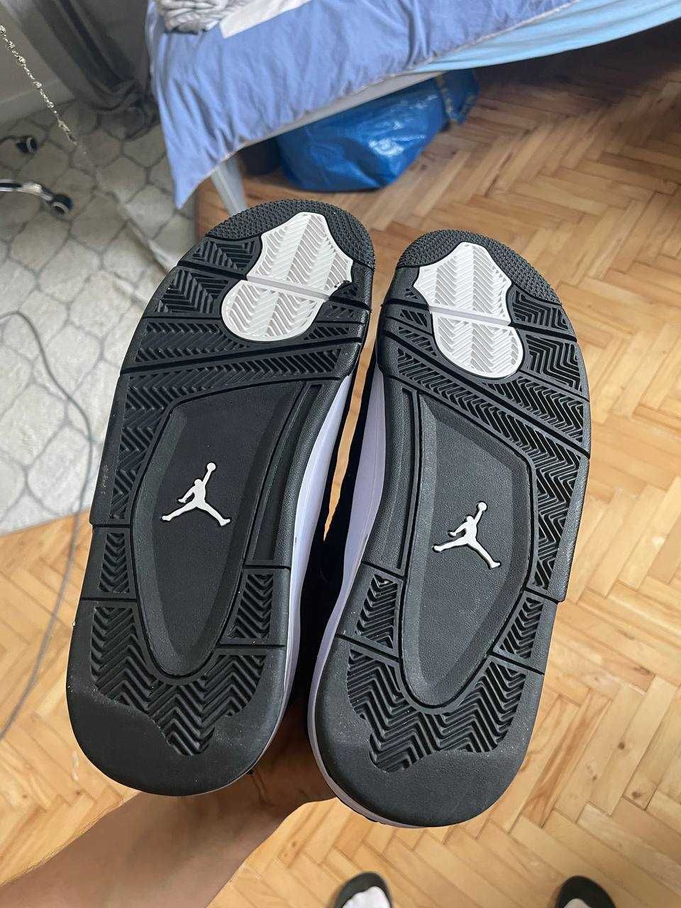 Air jordan 4 White thunder 43
