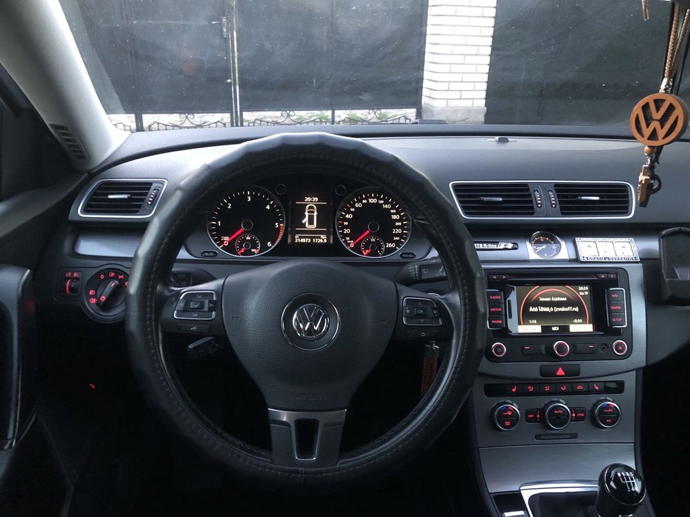 Volkswagen Passat b7 2013 2.0 TDI