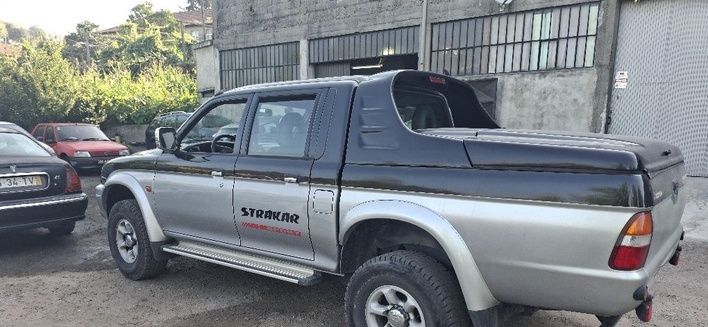 Mitsubishi Strakar L200