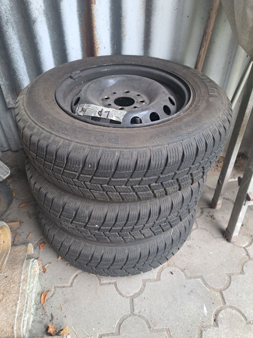 Zimowe opony + felgi R13 155/60 używane