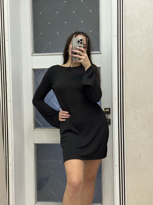 Чудово плаття з відкритою спиною H&M