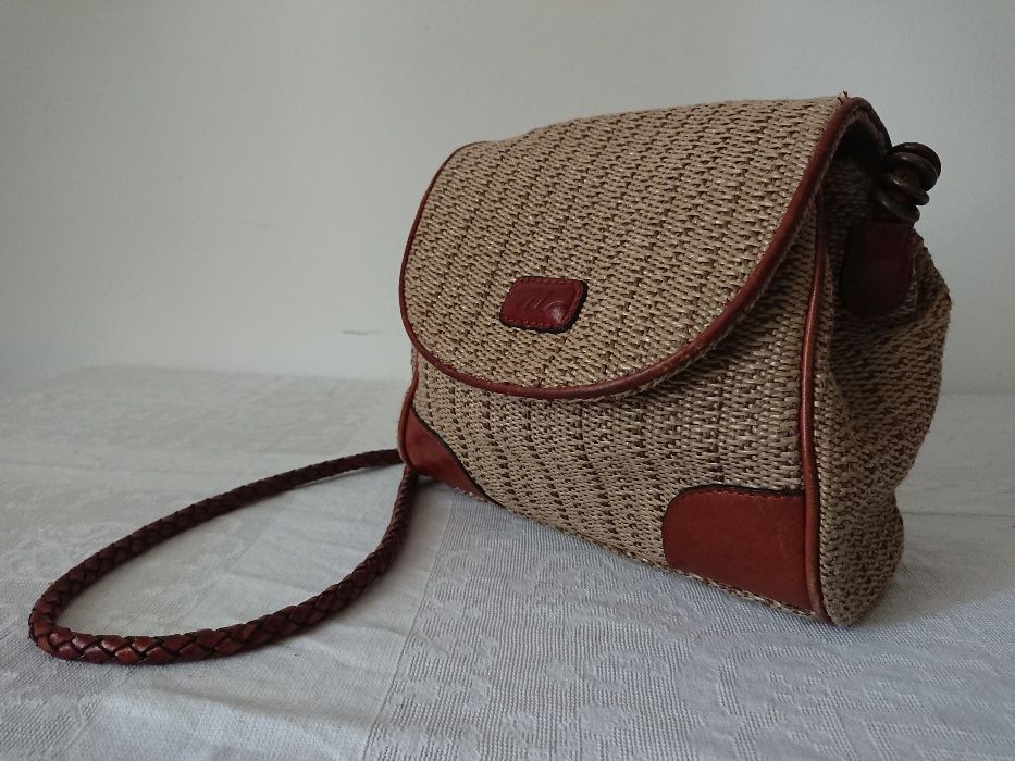 Mala de ombro tira colo TULA castanho