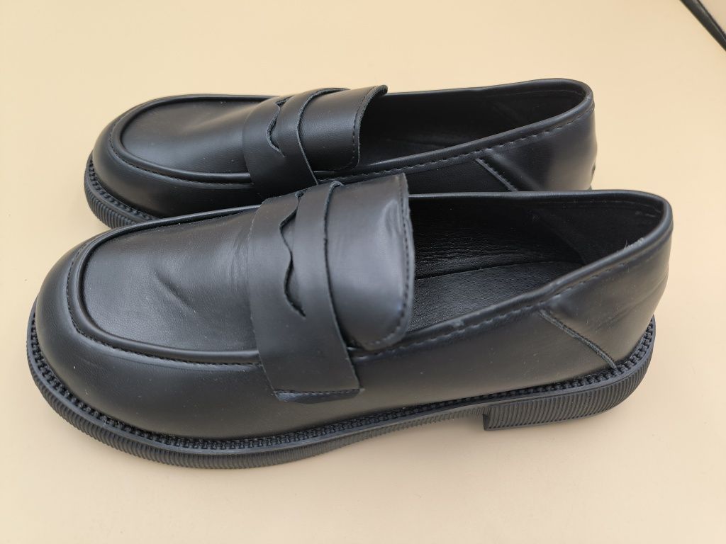 Skórzane półbuty mokasyny damskie rozmiar 34 długość wkładki 21 cm
