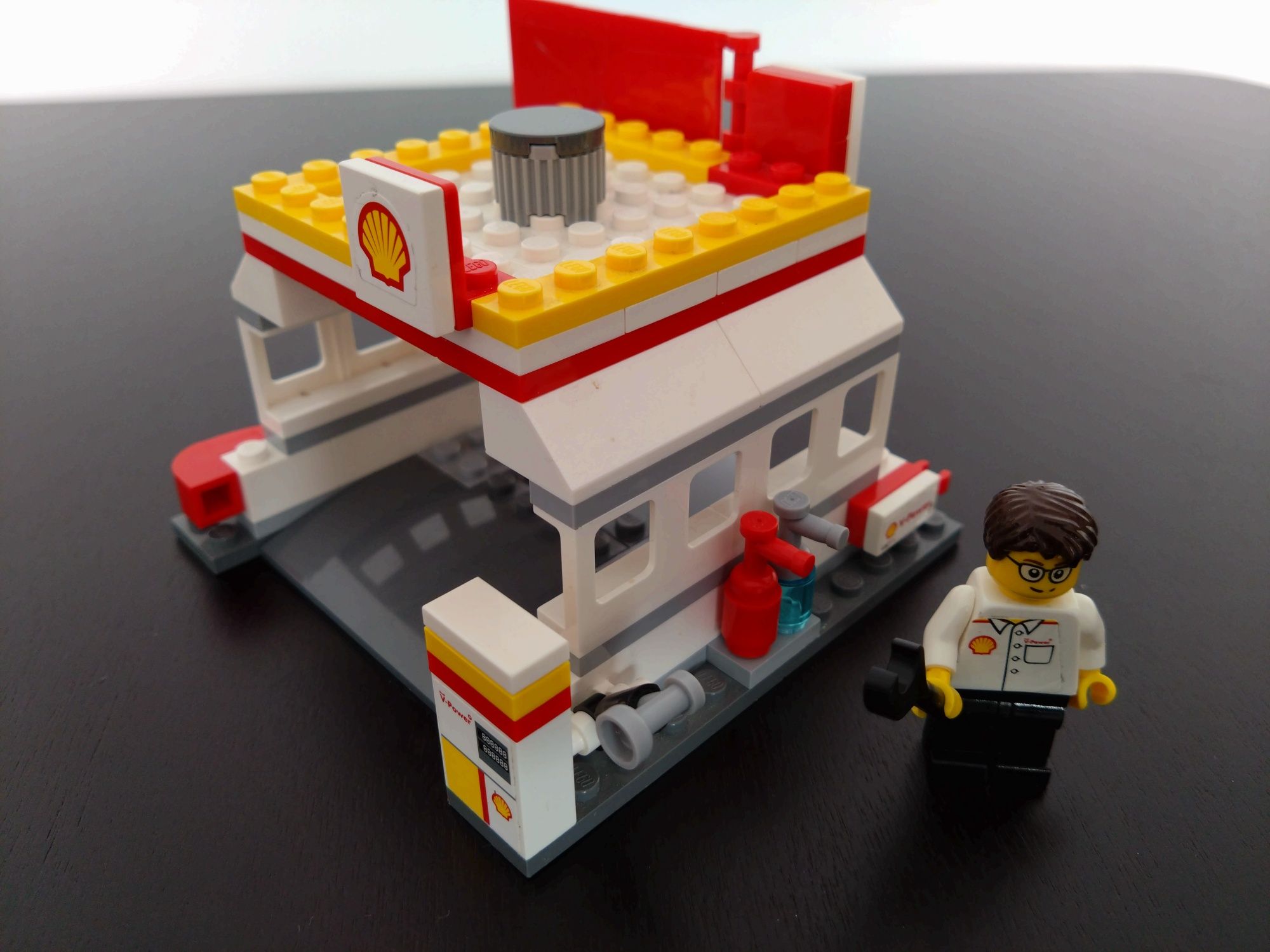 LEGO Shell kultowa kolekcja z 2015 roku z instrukcjami. Polecam!