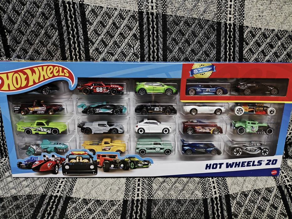 Hot wheels dwudziestopak 20 sztuk super zestaw
