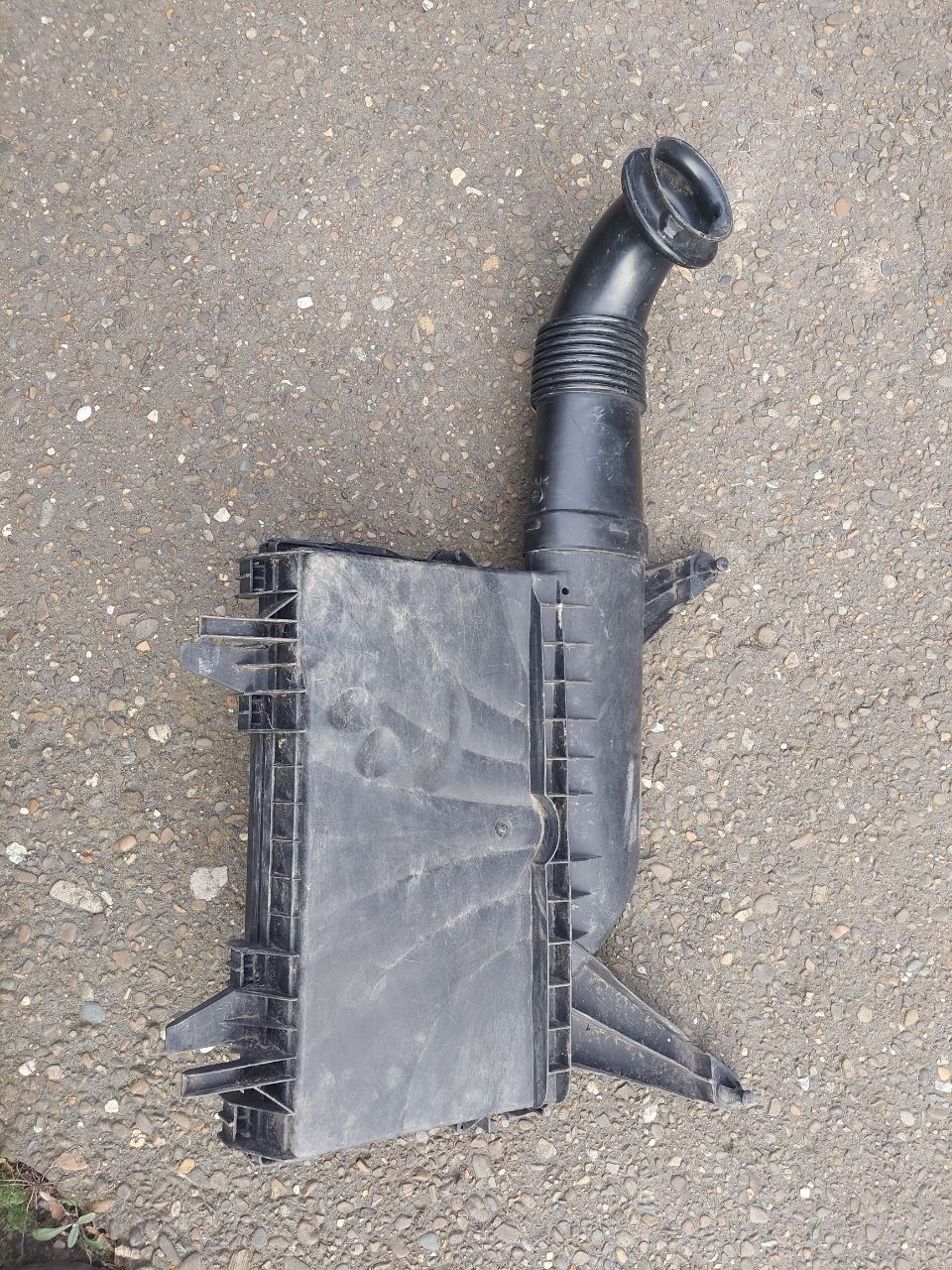Корпус воздушного фильтра vito 639 a6395282806