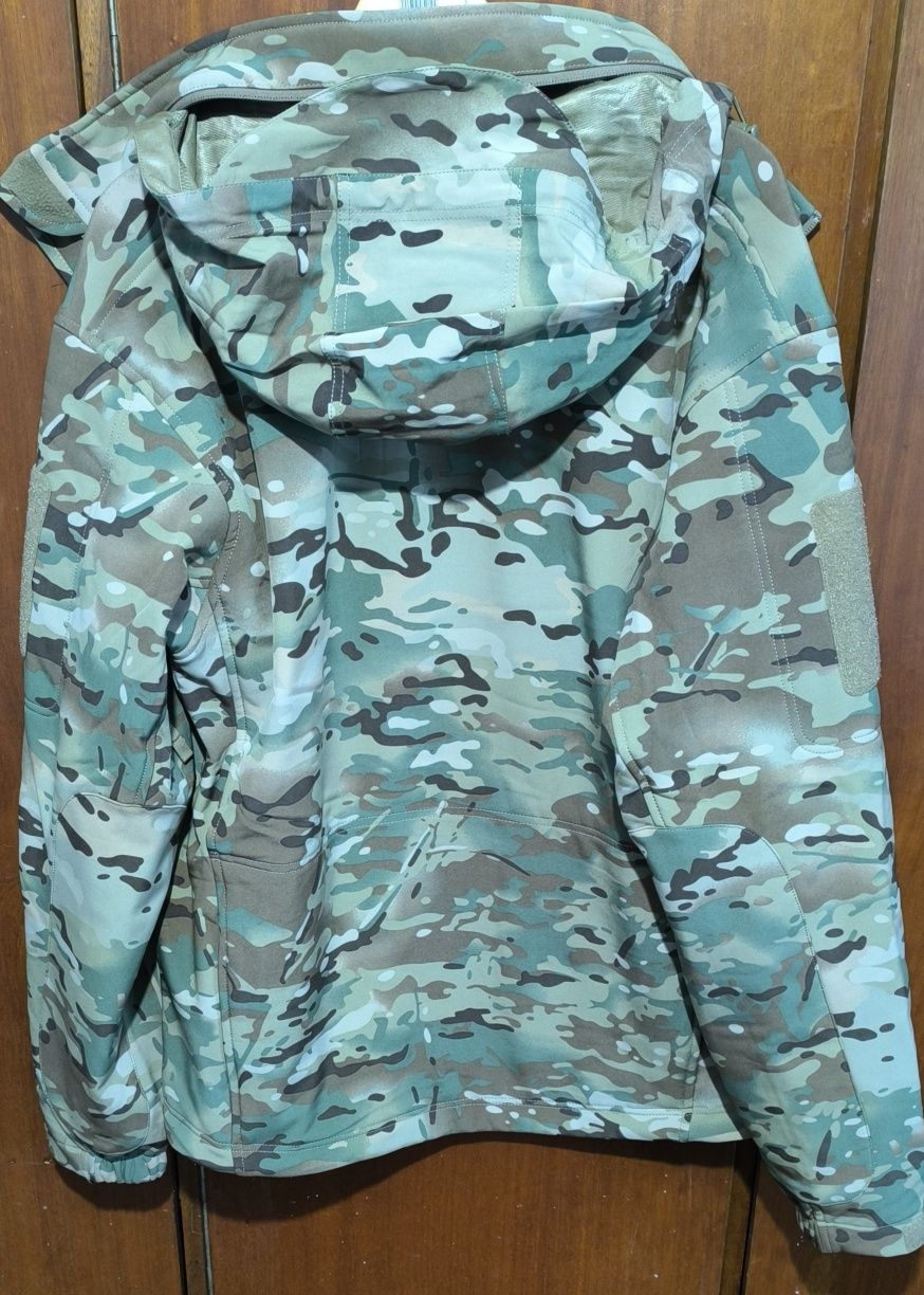 Куртка M-tac нова L