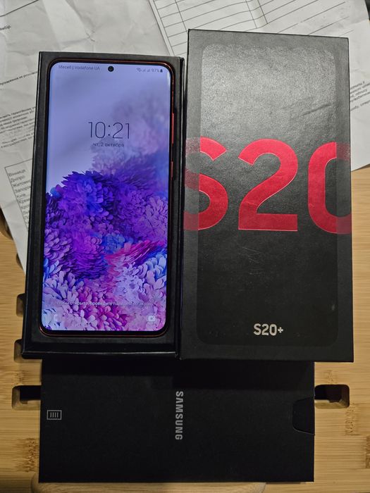 Официальный Samsung galaxy s20 plus aura red