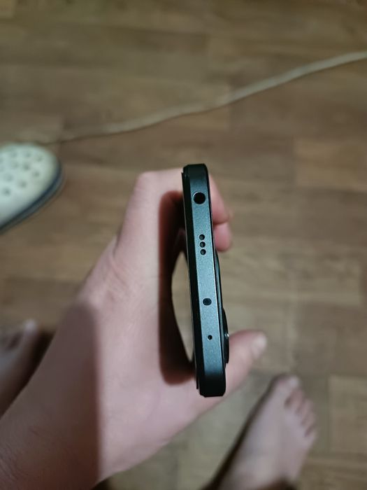 Xiaomi redmi note 14 pro 6+6/128gb nfc black состояние близкое к идеал