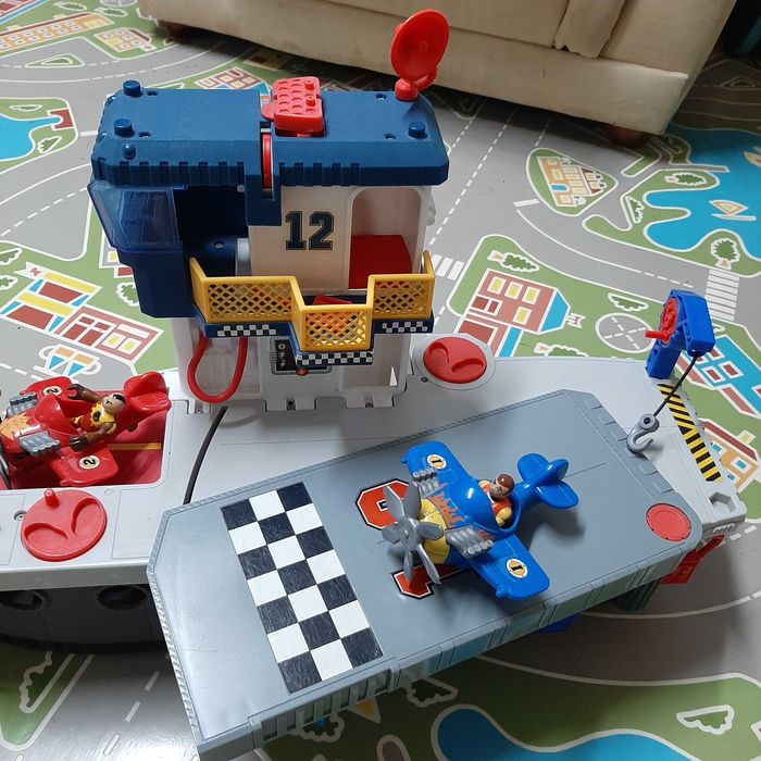 Porta Aviões Fisher-price
