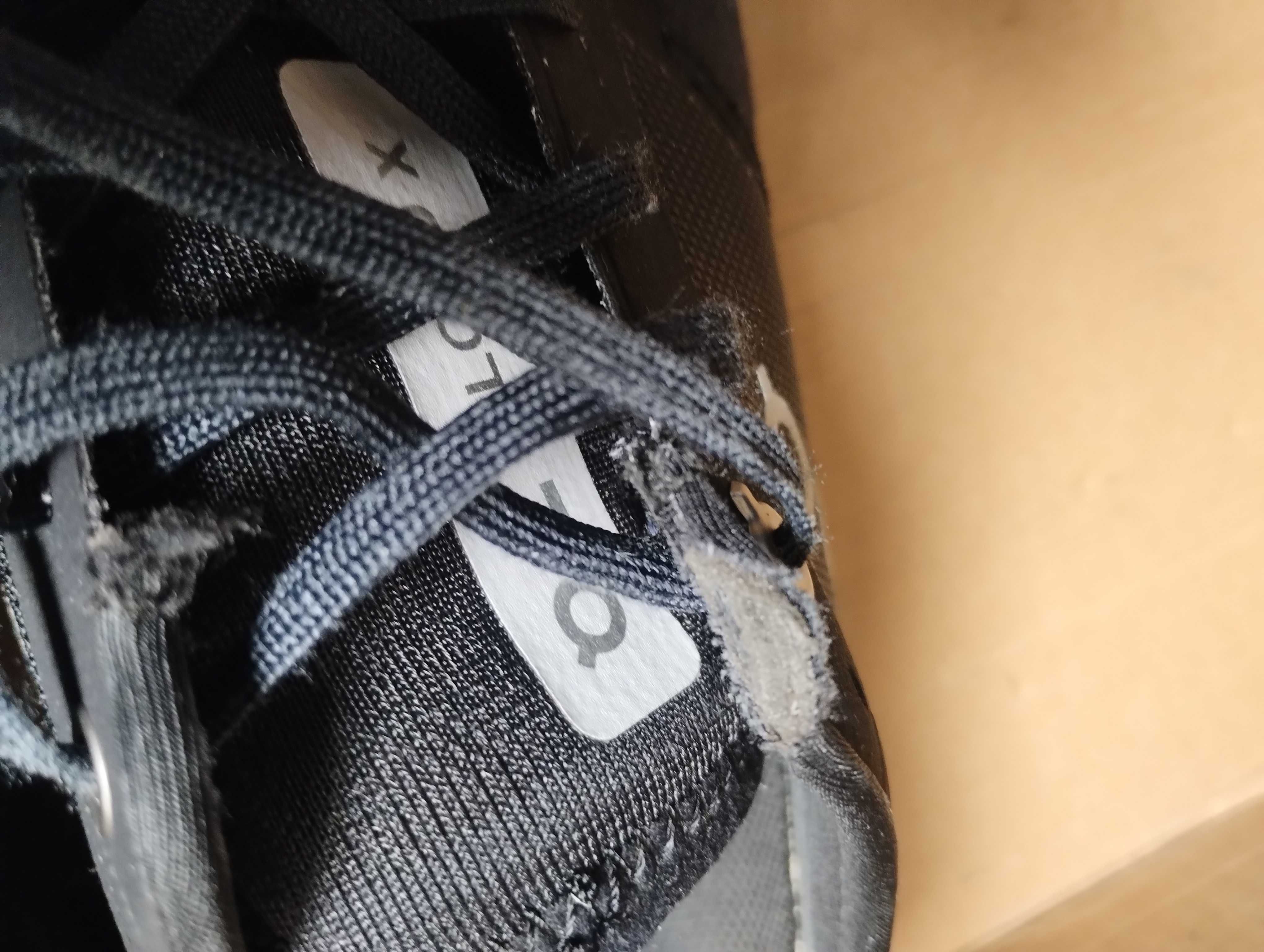 Buty do biegania sneakersy ON Running Cloud X roz 47