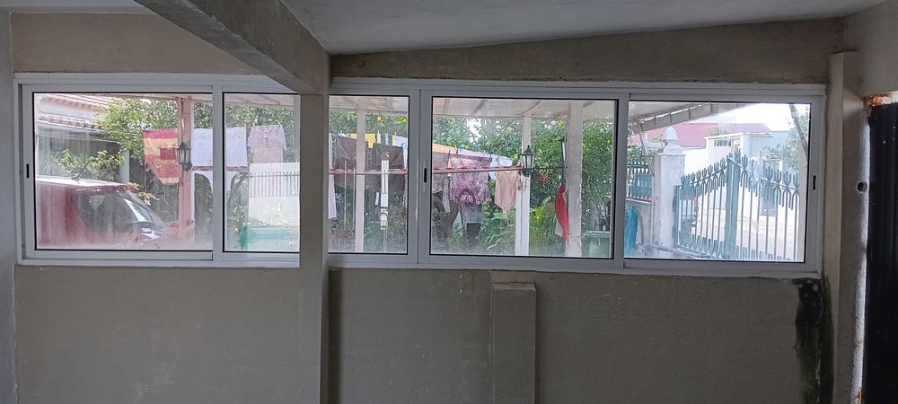 Vendo janelas em alumínio