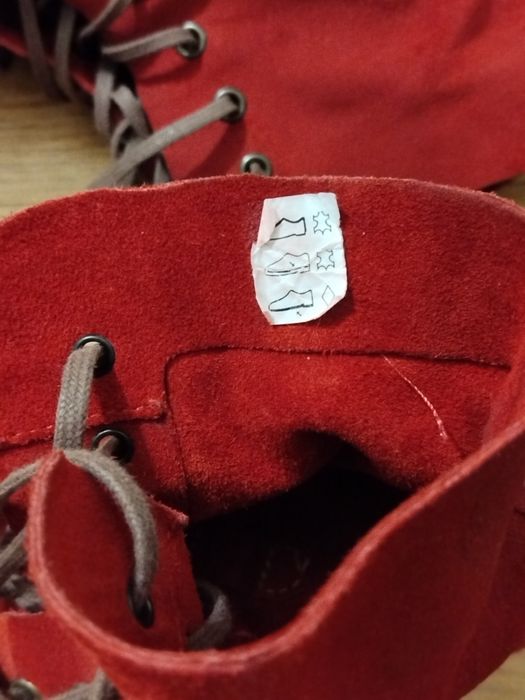 Czerwone zamszowe botki za kostkę Venezia 37