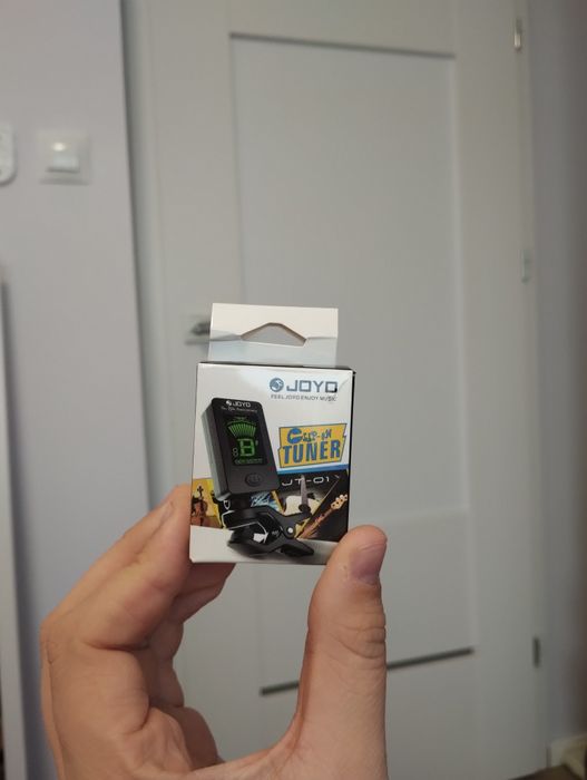 Ukulele z pokrowcem kostką do gry i tuner