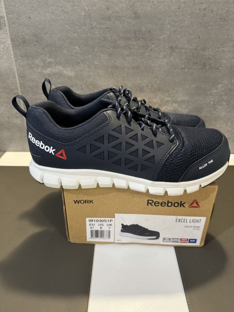 Buty obuwie Reebok z podnoskiem 41