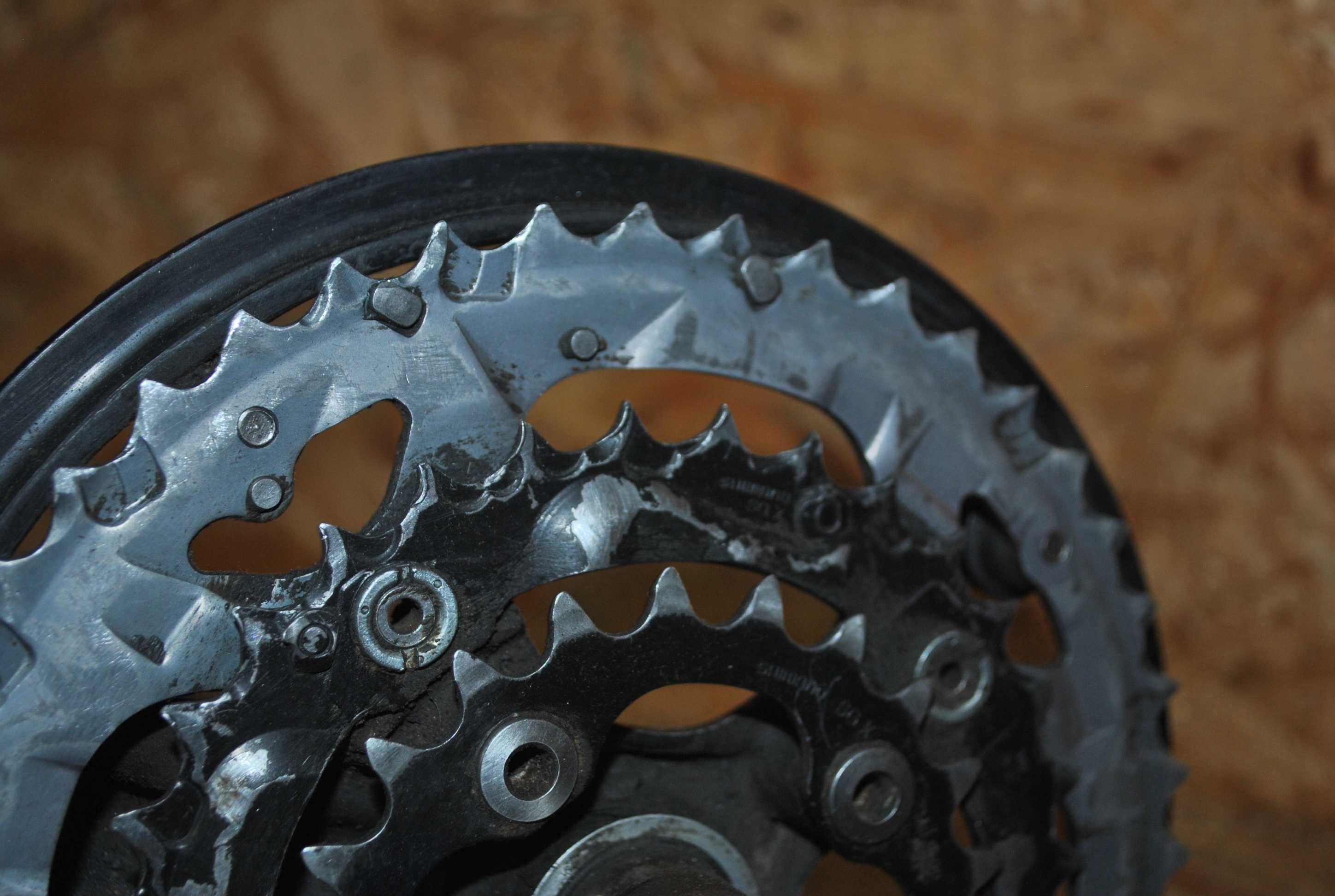 Mechanizm Korbowy korba Shimano Deore FC-M590 175mm