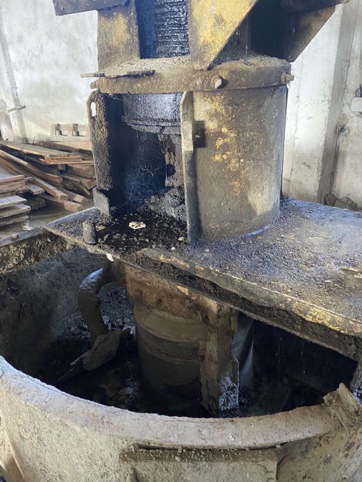 Вібропрес для виробництва блоків ( прес форма , бетономіс)