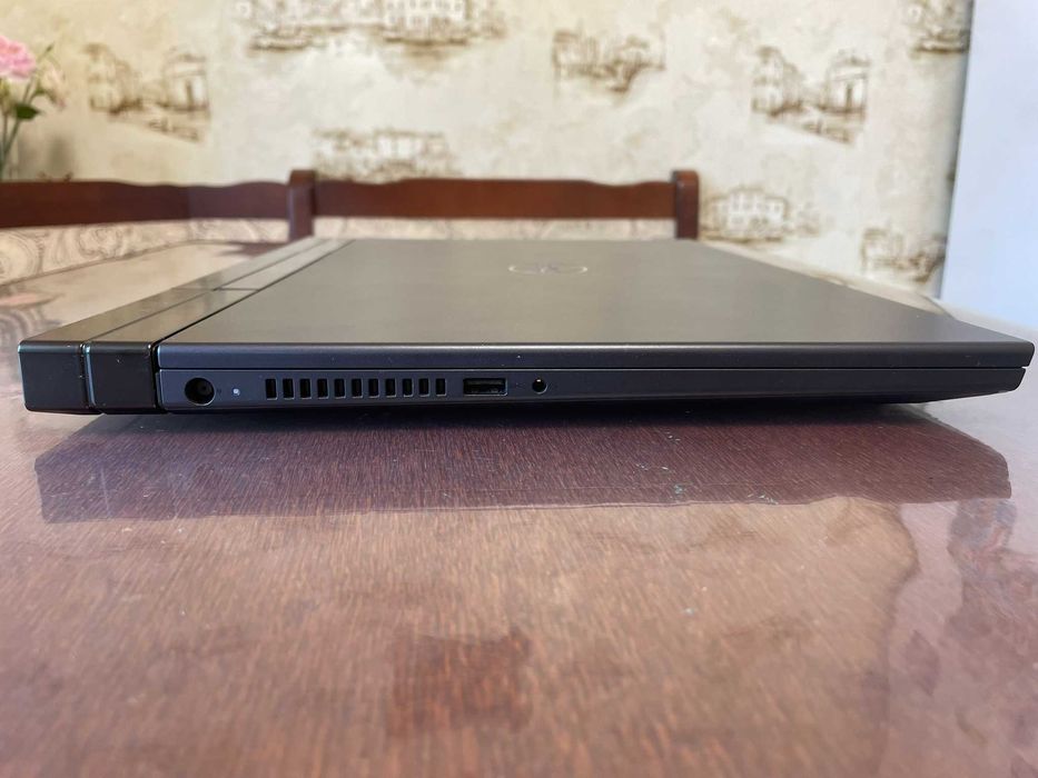 Ноутбук 17" FHD Dell G7 17 7700 (i7-10750H/32/2000Gb/RTX 2070)