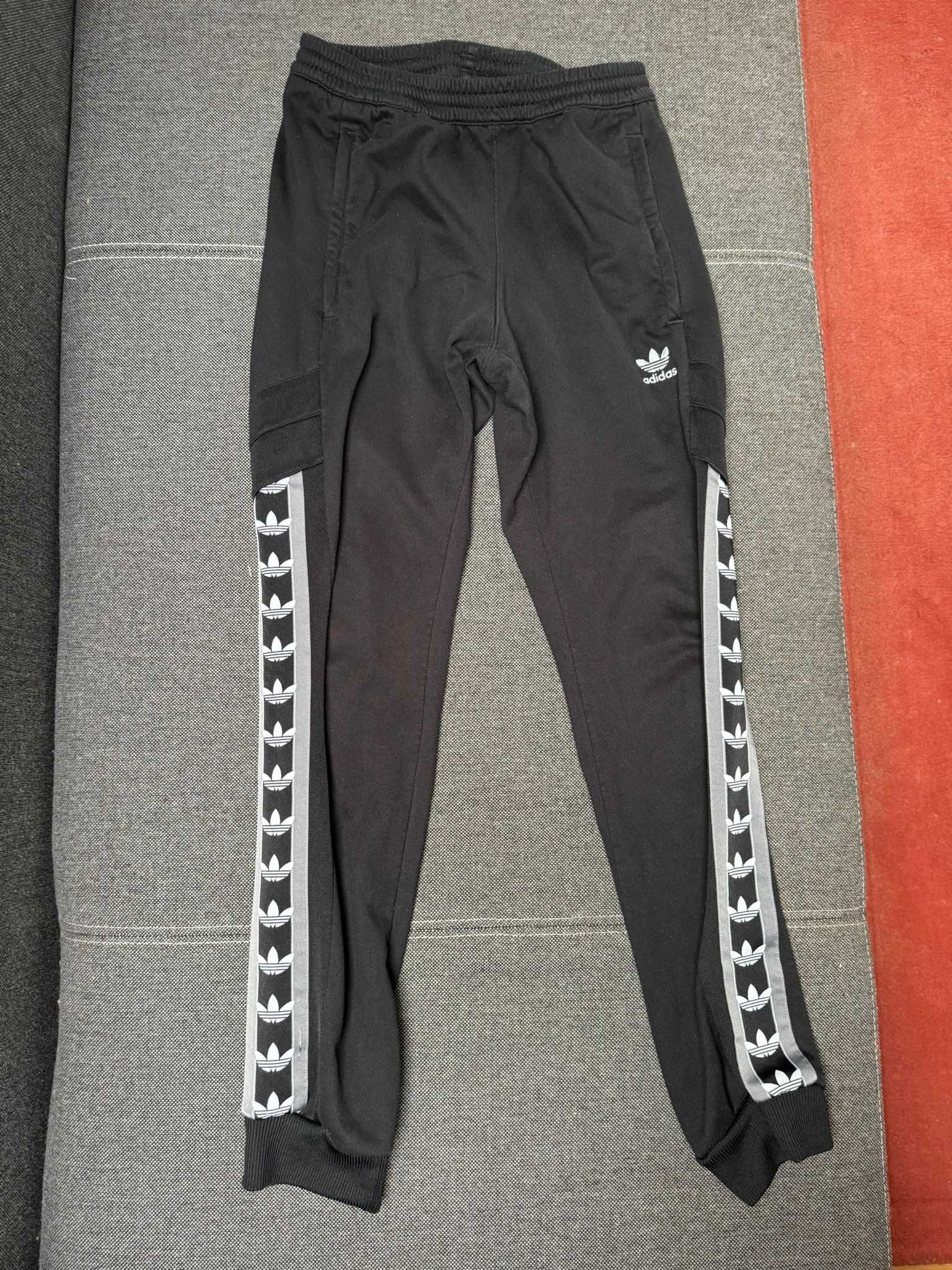 Dresy adidas spodnie joggery rozmiar M