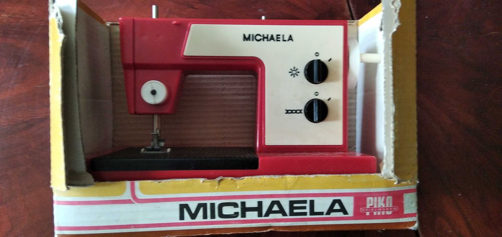Sprzedam PIKO maszynę do szycia dla dzieci dawne NRD rok 1979