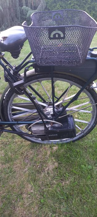 Rower z silnikiem sparta met