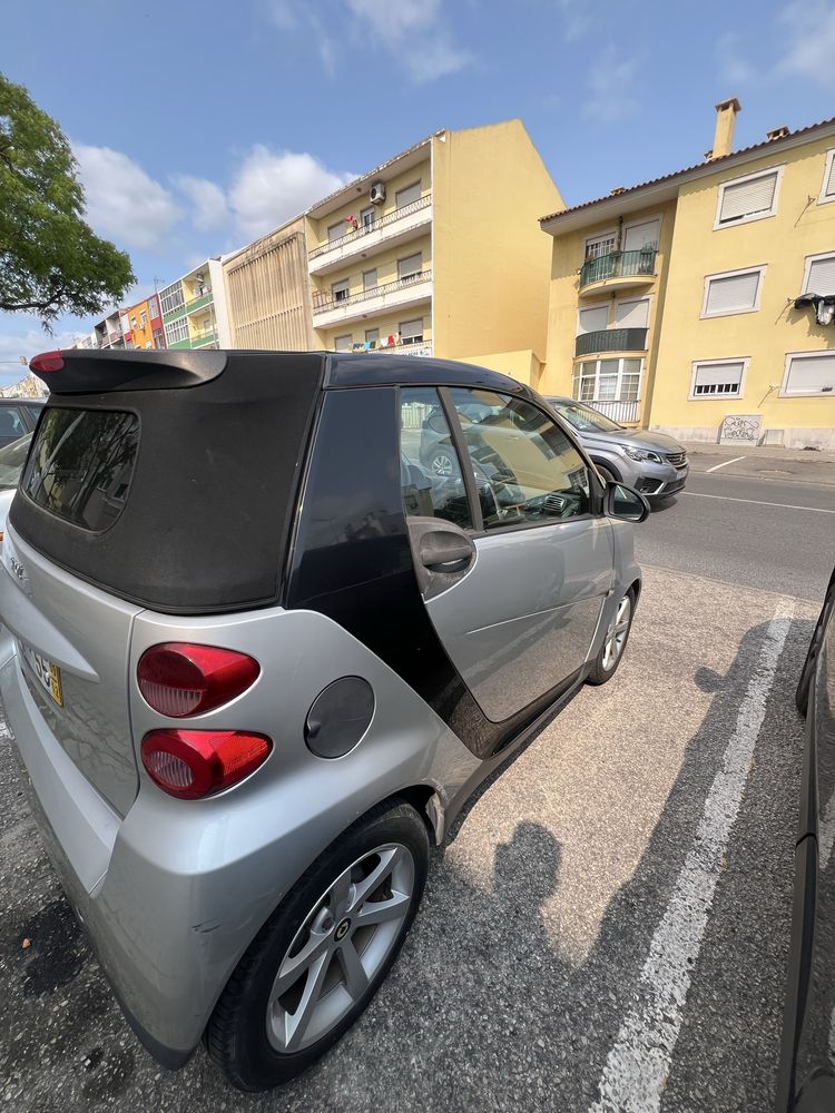 Smart cabrio muito estimado